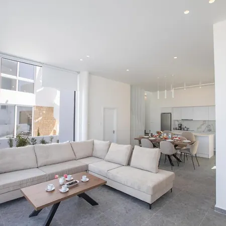 Vie Bleu 3 Bedroom