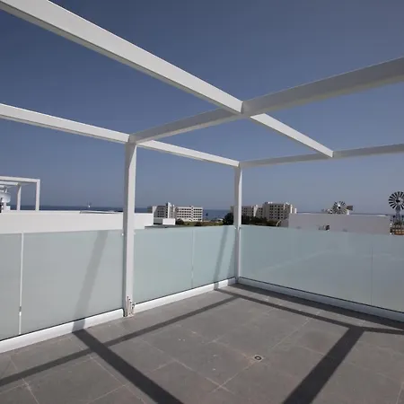 Vie Bleu 3 Bedroom